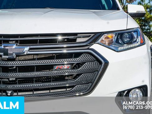 Used 2021 Chevrolet Traverse RS w/ LPO, Floor Liner Package image 12