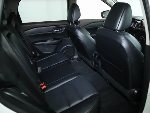 Used 2023 Nissan Rogue SV w/ SV Premium B Package AWD/4WD image 36