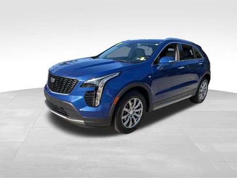 Used 2021 Cadillac XT4 Premium Luxury FWD image 3