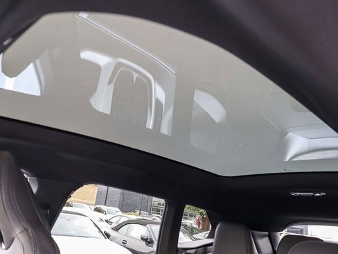 Used 2026 BMW iX xDrive60 image 24