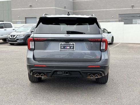 Used 2025 Ford Explorer ST AWD/4WD image 7