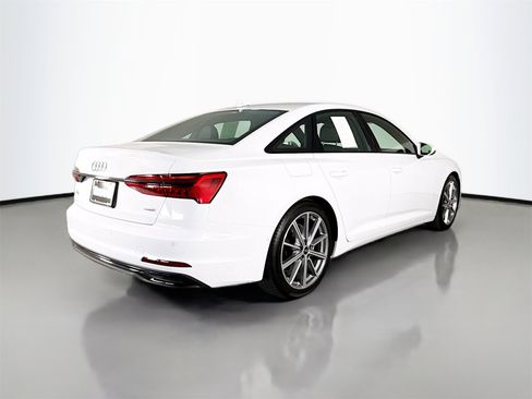 Used 2025 Audi A6 Premium Plus w/ Premium Plus Package image 7
