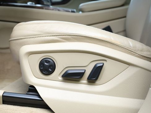 Used 2018 Audi Q7 3.0T Prestige image 33