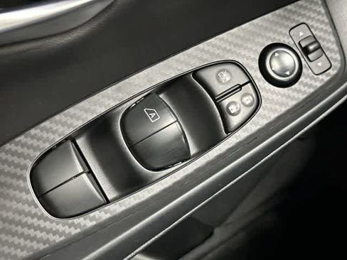 Used 2025 Nissan Sentra SV FWD image 20