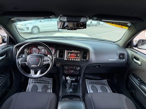 Used 2017 Dodge Charger R/T image 26