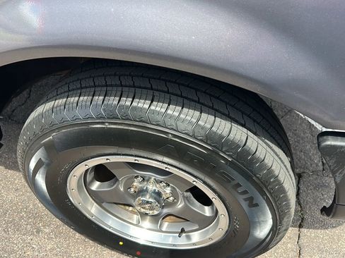 Used 2007 Ford Ranger XLT image 40