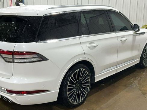 Used 2021 Lincoln Aviator Black Label w/ Dynamic Handling Package image 4