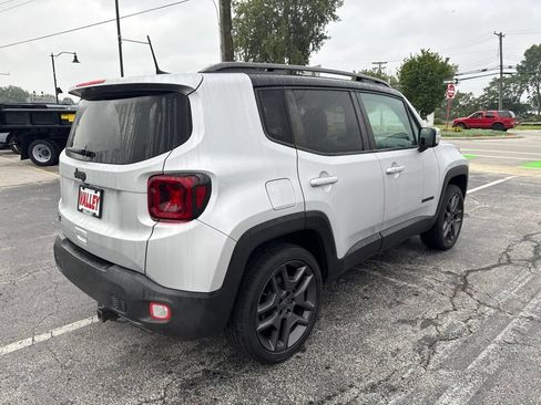 Used 2020 Jeep Renegade Altitude AWD/4WD image 3