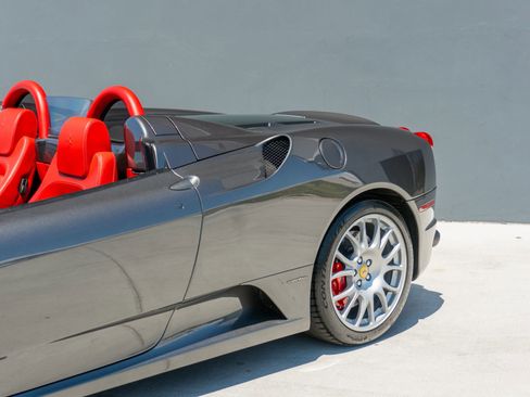 Used 2005 Ferrari F430 Spider RWD image 24