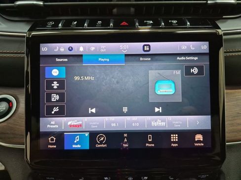 Used 2023 Jeep Grand Cherokee L Summit w/ Advanced Protech Group IV AWD/4WD image 20