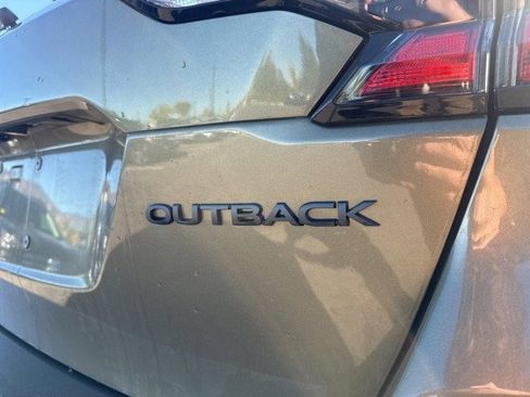 Used 2024 Subaru Outback Onyx Edition image 12