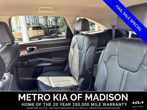 Used 2025 Kia Sorento EX FWD image 33