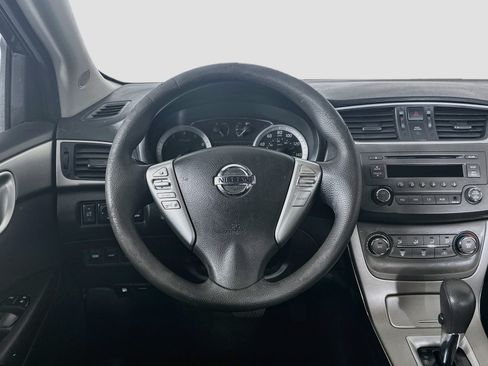 Used 2014 Nissan Sentra SV FWD image 17