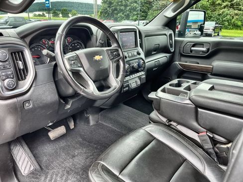 Used 2020 Chevrolet Silverado 2500 LT w/ Convenience Package AWD/4WD image 10