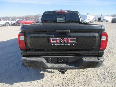 New 2026 GMC Canyon Denali image 6