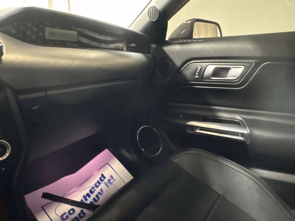 Used 2022 Ford Mustang Premium RWD image 28