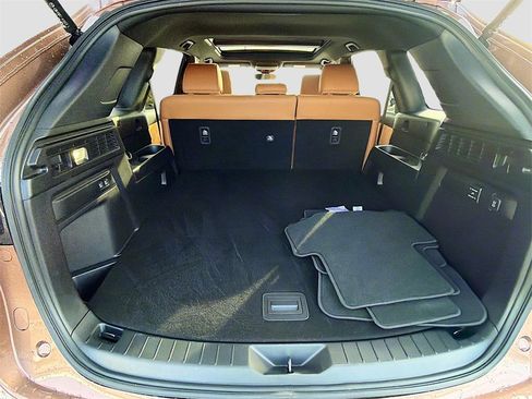 Used 2025 MAZDA CX-70 3.3 Turbo S w/ Premium Plus image 32