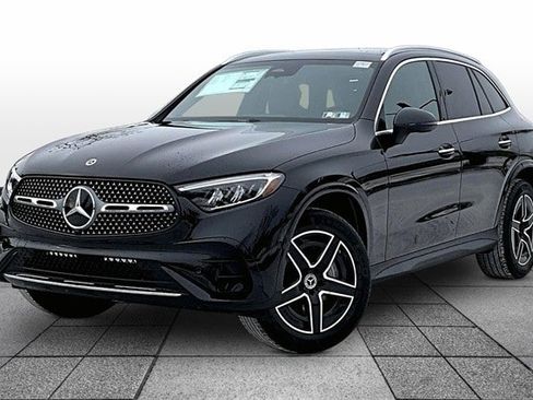 New 2026 Mercedes-Benz GLC 300 4MATIC image 2