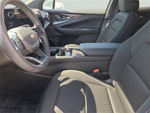 New 2025 Chevrolet Blazer EV LT image 21