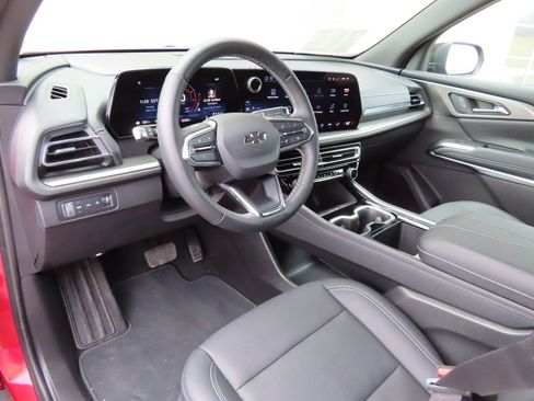 Certified 2025 Chevrolet Traverse LT w/ Midnight/Sport Edition image 22