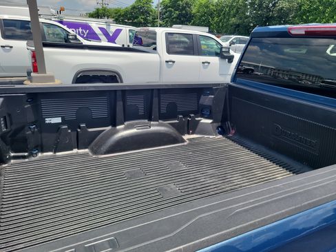Used 2025 Chevrolet Silverado 2500 LT w/ Convenience Package AWD/4WD image 20