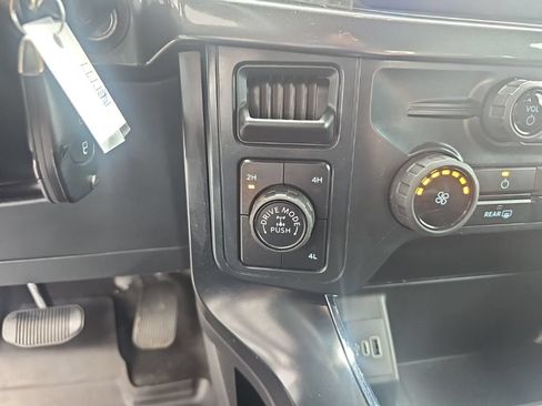 Used 2025 Ford F150 STX w/ Equipment Group 200A AWD/4WD image 18