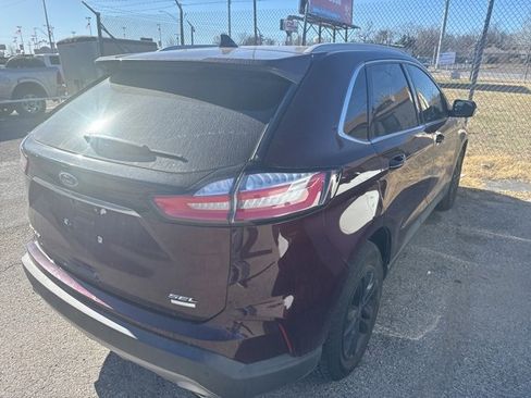 Used 2019 Ford Edge SEL w/ Equipment Group 201A image 4