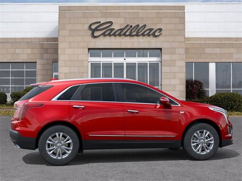 New 2025 Cadillac XT5 Luxury image 5