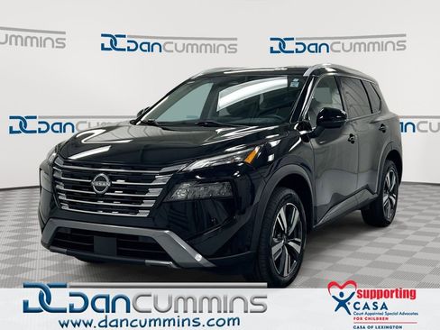 Used 2024 Nissan Rogue SL AWD/4WD image 1