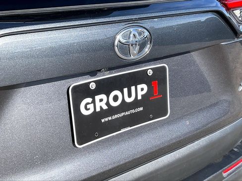 Used 2024 Toyota RAV4 XLE image 29