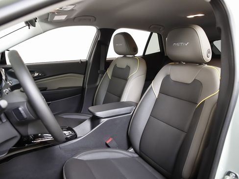 New 2026 Chevrolet Trax ACTIV image 23