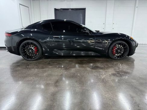 Used 2024 Maserati GranTurismo Modena AWD/4WD image 2