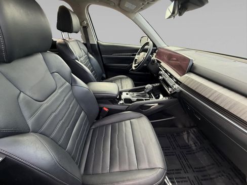 Used 2025 Kia Telluride SX Prestige image 15