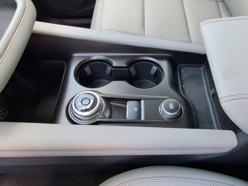 New 2026 Ford Explorer Active w/ Active Comfort Package RWD image 30