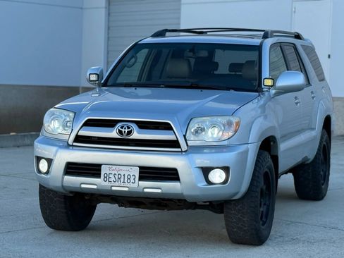 Used 2008 Toyota 4Runner Limited AWD/4WD image 9