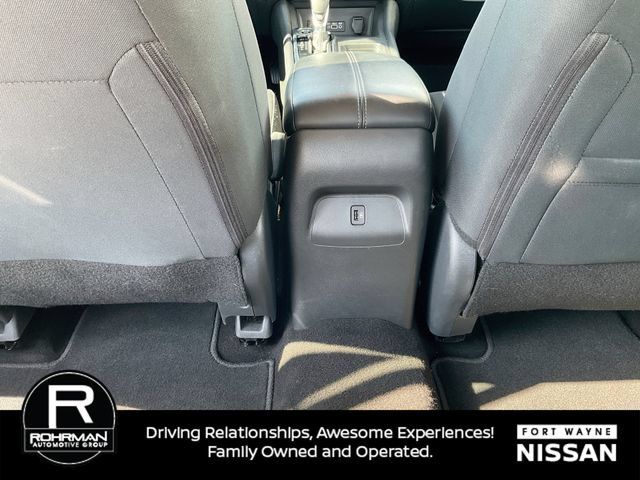Used 2024 Nissan Sentra SV FWD image 29