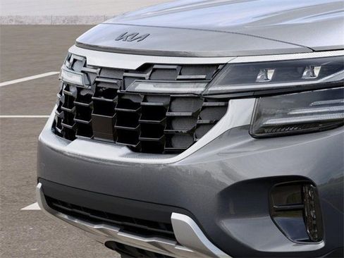 New 2025 Kia Seltos SX image 13