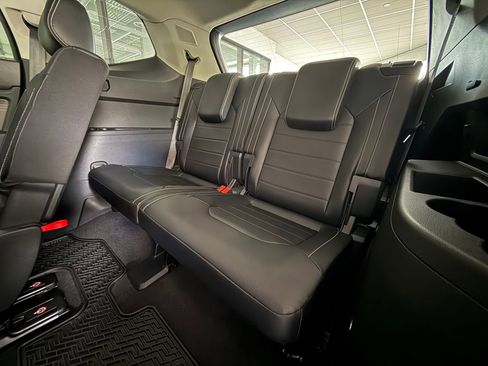 Used 2022 Volkswagen Atlas SEL Premium AWD/4WD image 24