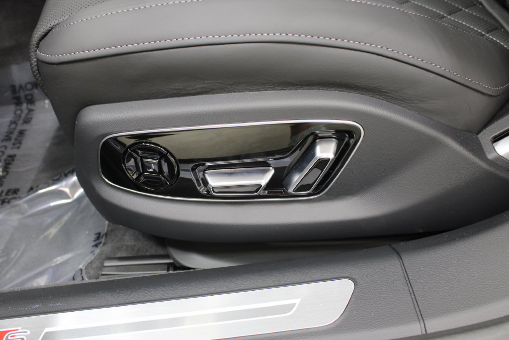 New 2027 Audi S8 AWD/4WD image 20