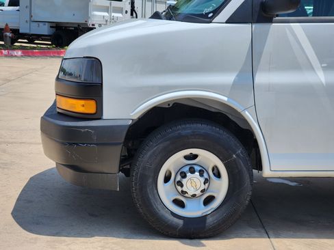 New 2025 Chevrolet Express 2500 w/ Driver Convenience Package image 14
