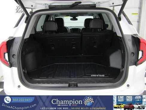 Certified 2024 GMC Terrain AT4 w/ Tech Package AWD/4WD image 15