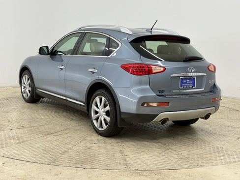 Used 2017 INFINITI QX50 2WD w/ Premium Plus Package image 3