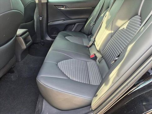 Used 2024 Toyota Camry SE FWD image 15