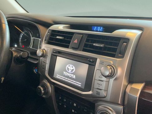 Used 2018 Toyota 4Runner Limited AWD/4WD image 37
