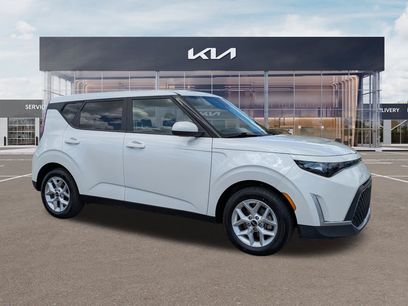 Certified 2024 Kia Soul LX w/ Option Group 015