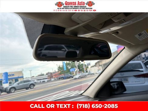 Used 2014 Mercedes-Benz C 300 4MATIC Sedan image 17