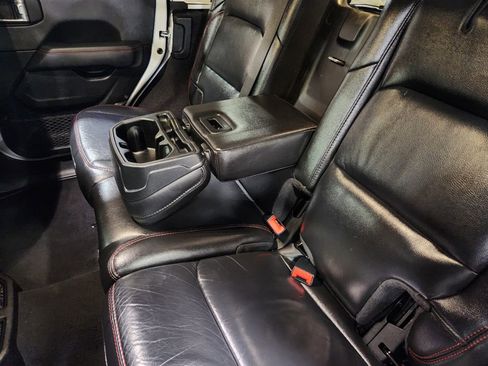 Used 2021 Jeep Wrangler Unlimited Rubicon AWD/4WD image 52