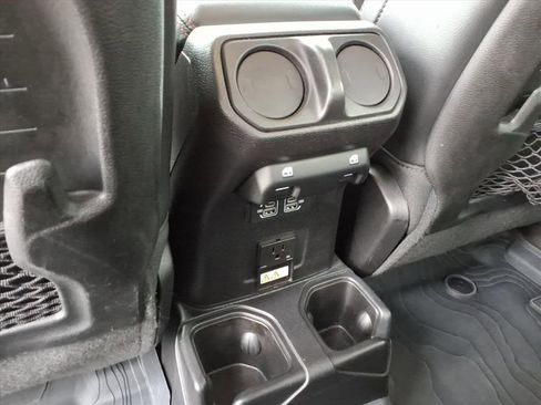 Used 2021 Jeep Gladiator Rubicon image 32