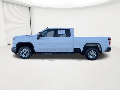 Certified 2024 Chevrolet Silverado 2500 LT w/ Convenience Package image 2