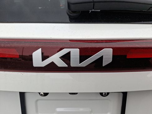 Used 2024 Kia Seltos S image 31